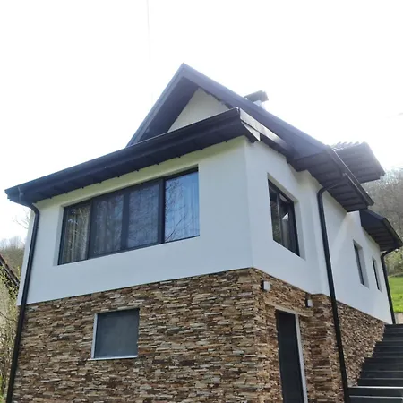 빌라 Anja 피로트